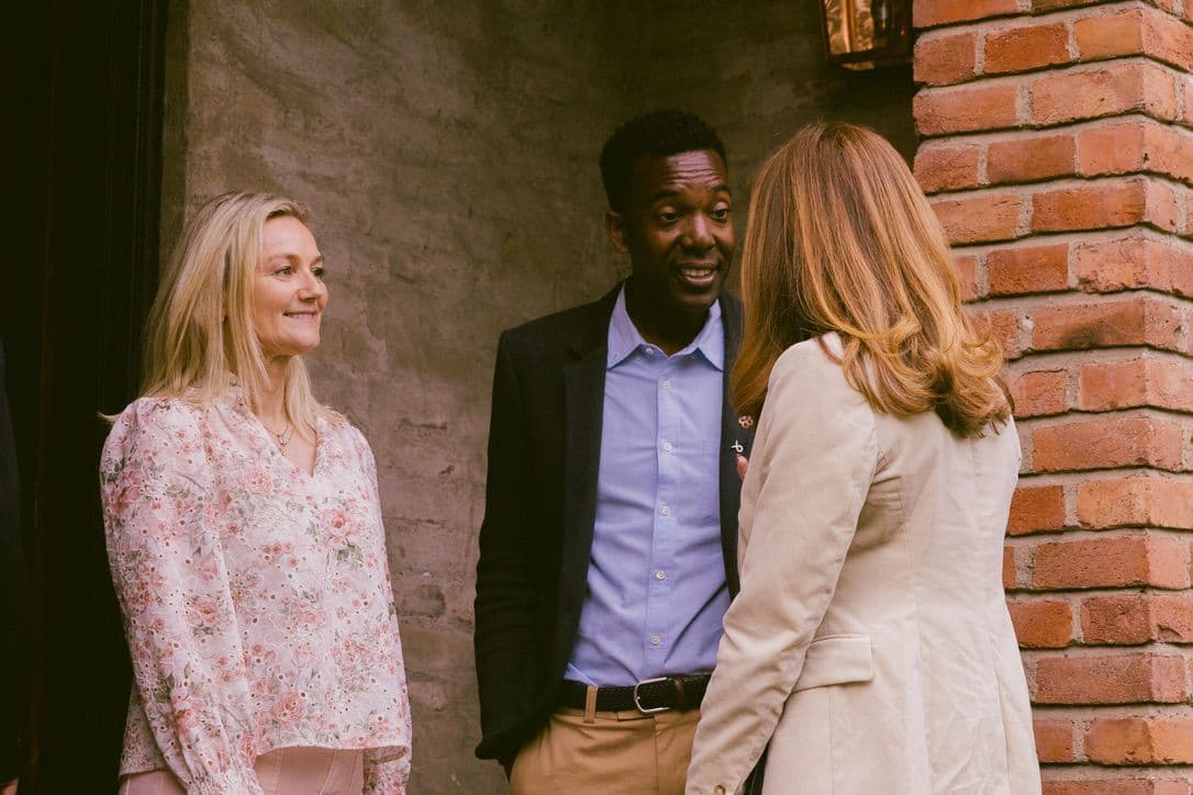 Villa-vert og programkoordinator på Villa Ekebakken Abiri Wolff hadde laget en fantastisk åpningsfest!